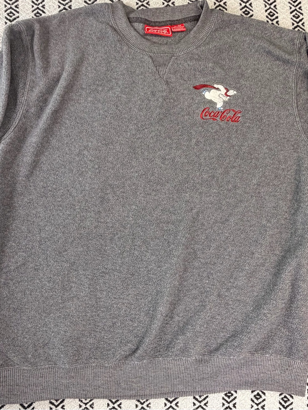 Vintage Coca Cola coke XL Gray Y2K Bear Embroidered Fleece Pullover Sweatshirt